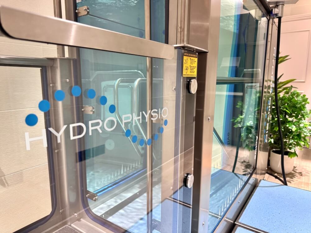 Hydrotherapy Treadmill for Advanced Weightless Rehabilitation