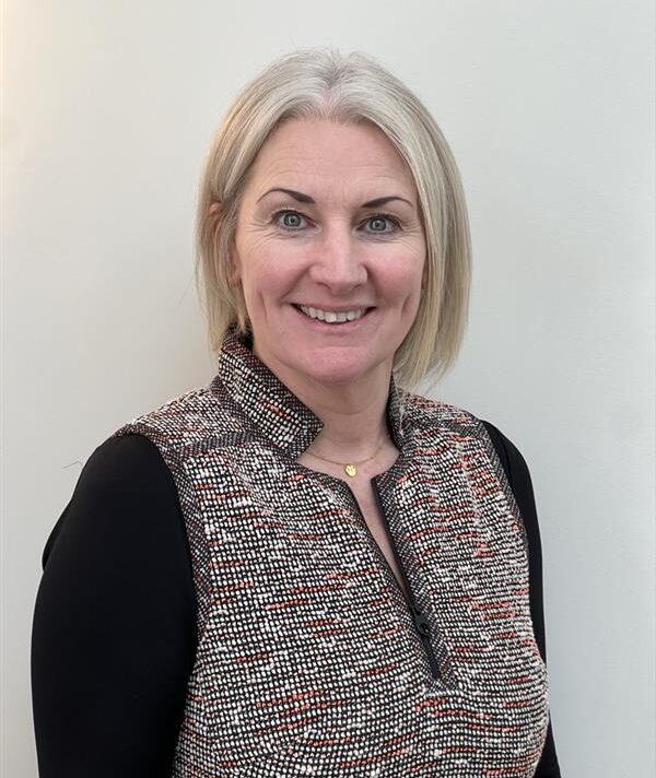 Jackie Chicken Relationship Partner, Loveday