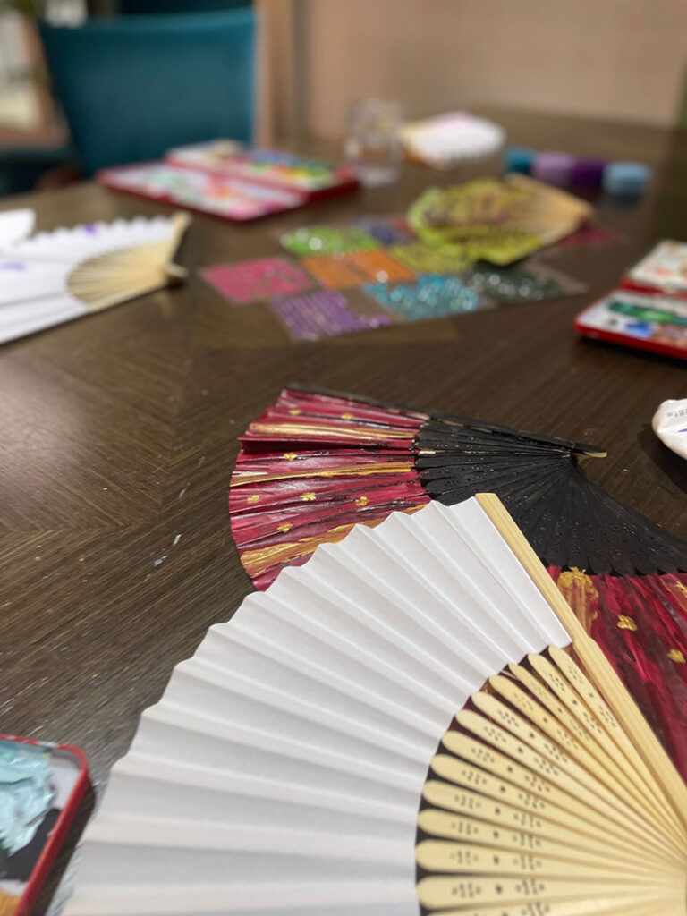 Traditional-Chinese-Fan-Dance